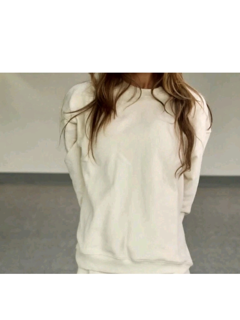 Women's Cream Crewneck Sweatshirt